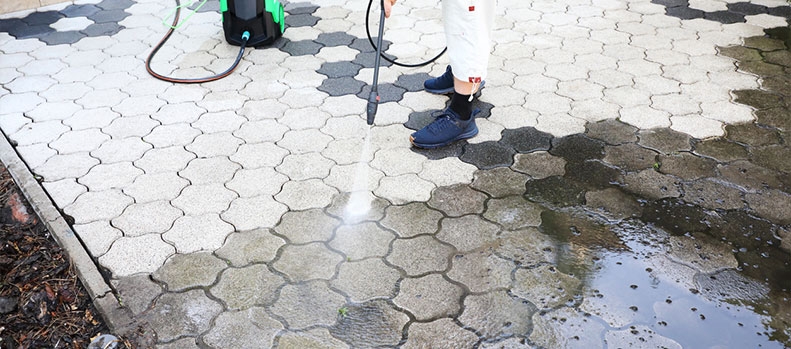 The Dos and Don'ts of Pressure-Washing Your Patio